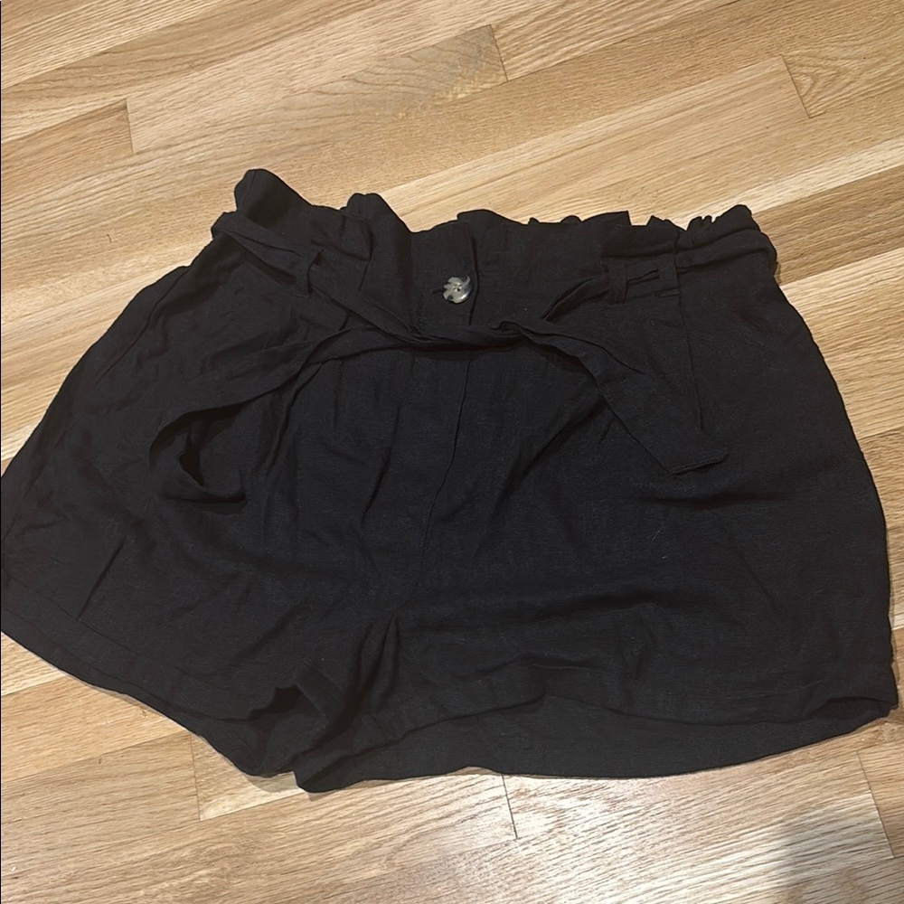 Primark Black Linen Shorts, Tied Belt Style, Excellent Condition! Women’s Size 8